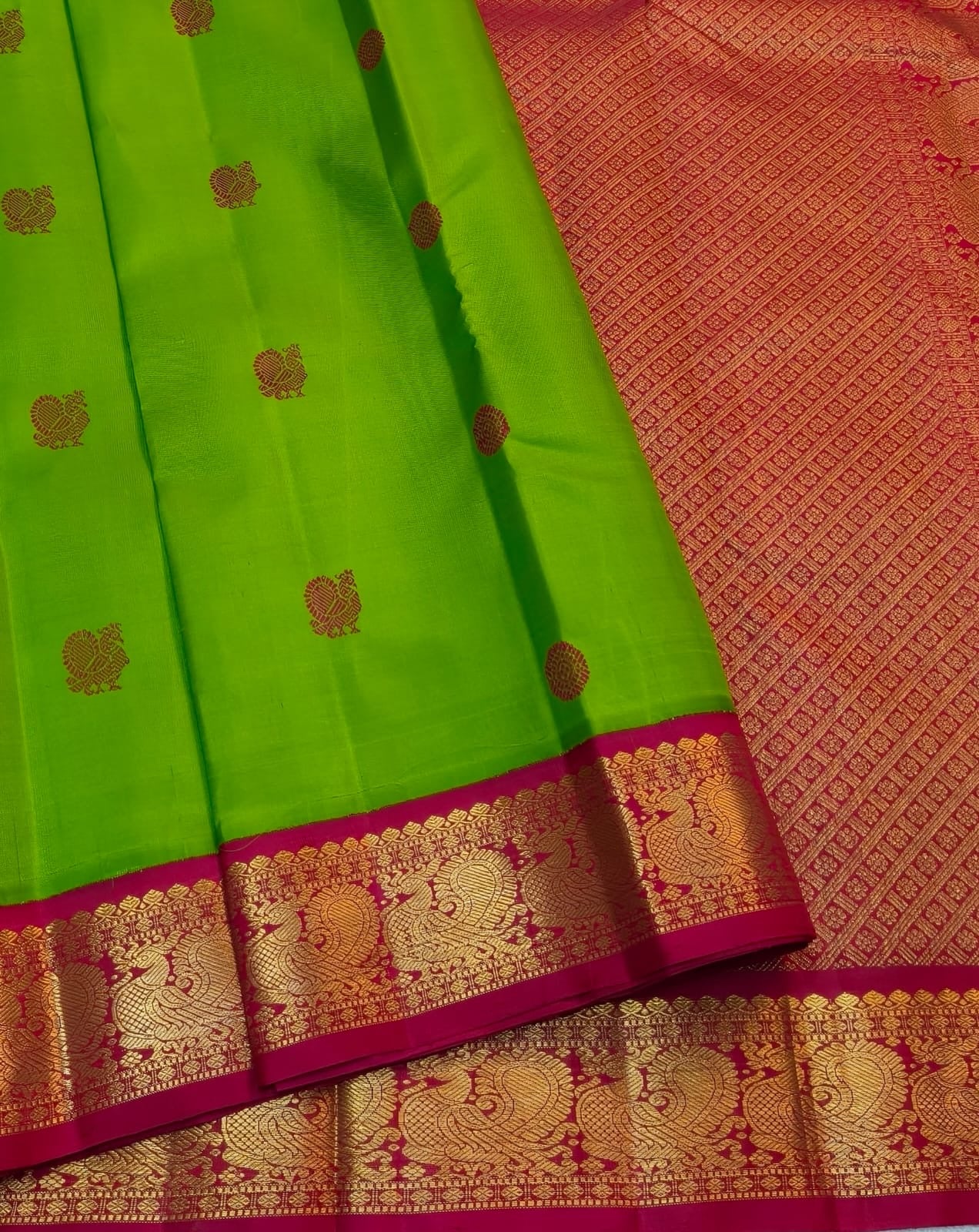 Parrot Green Handwoven Pure Silk Kanchi Pattu Saree with Maroon Korvai Peacock-Inspired Border