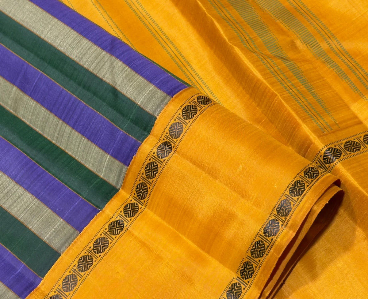 Close view of the body weave on the Lavender Green and Grey Handwoven Premium Zariless Korvai Kanjivaram Saree with Golden Mustard Rettapet Borders.