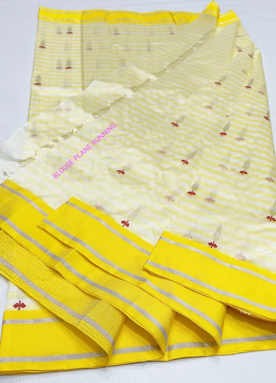 Ivory and marigold yellow Chanderi Pattu Silk saree, alternate view of the shimmering pale-gold striped pallu.