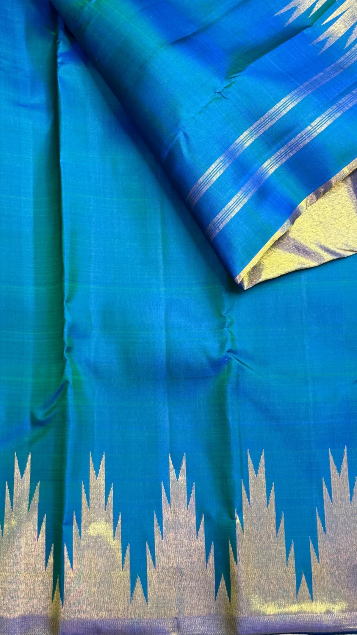 Mayil Kazhuthu blue Ettukol pure silk Kancheepuram saree with gold temple peaks – view 4