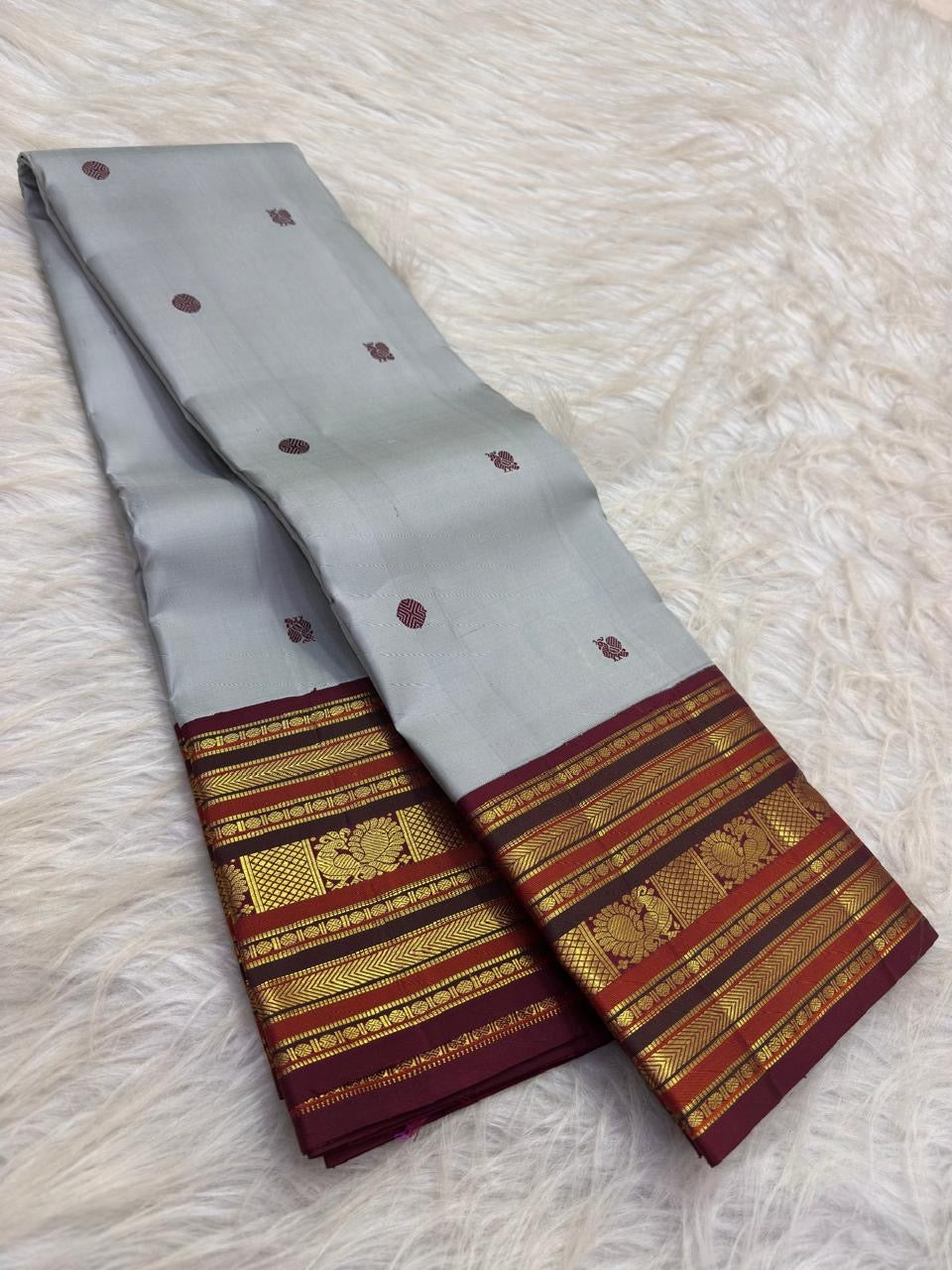 Handwoven pearl grey Varisaipet pure silk Kanchipuram saree with rich zari border