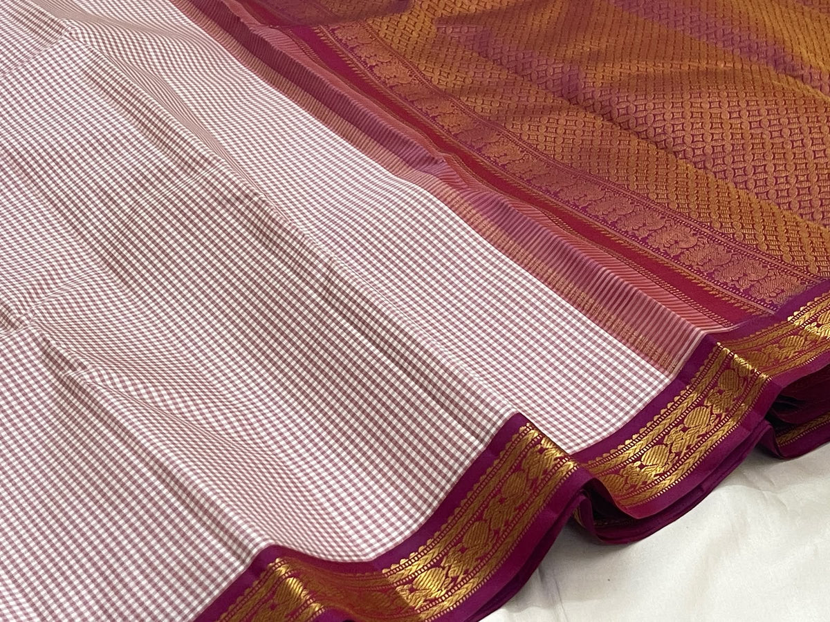 Red and Ivory Handwoven Pure Silk Kanchipuram Saree with Mini Kattam and Arakku Border, body and border detail