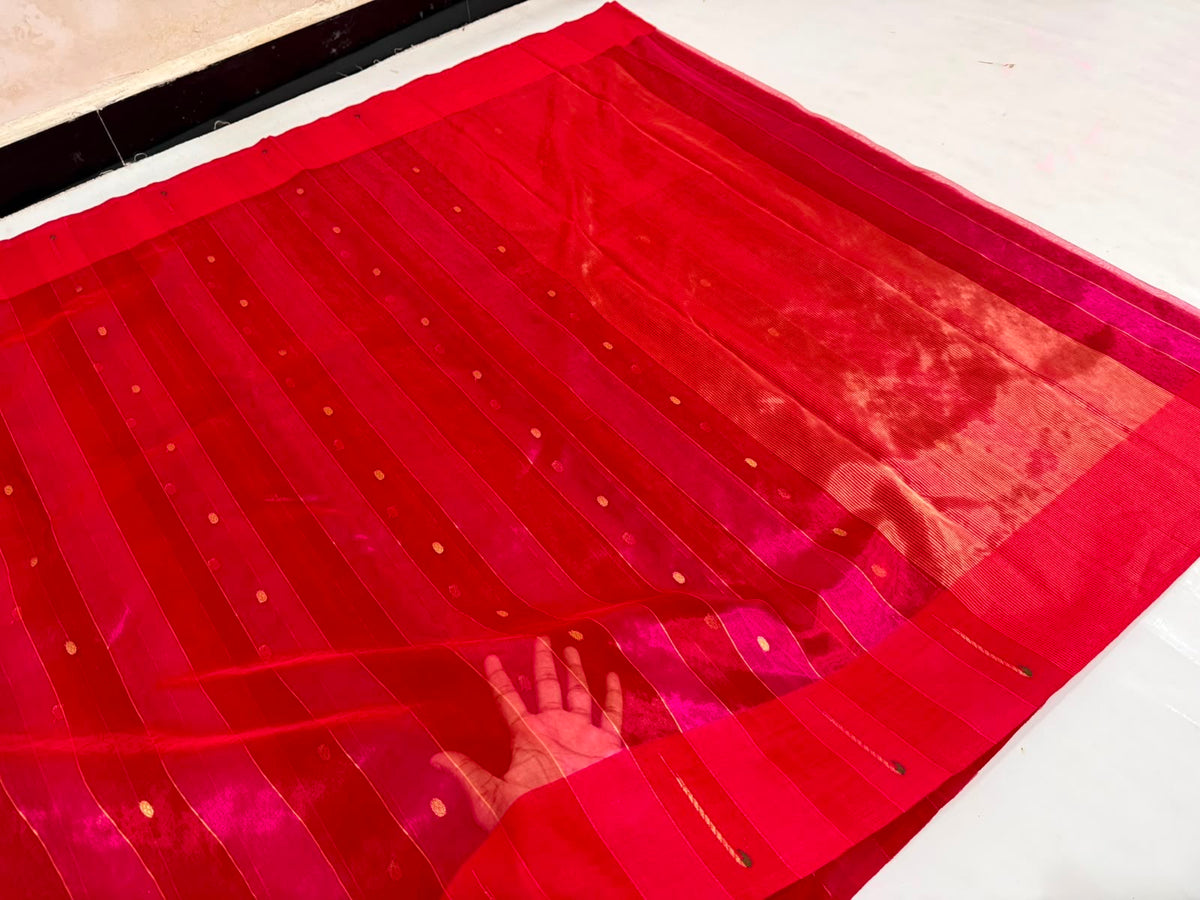 Rani Pink Tissue Silk Chanderi saree pallu showing the coordinating tissue-jari weave