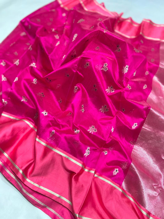 Mashru-style pink border detail with silver pinstripes
