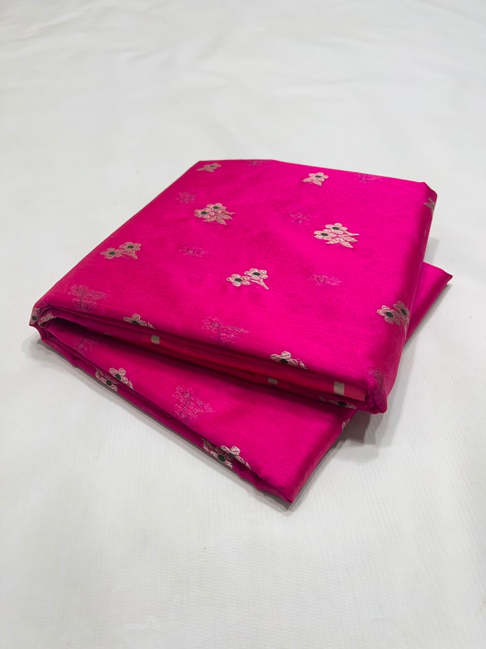 Handwoven pink Pattu Silk Chanderi saree, full drape