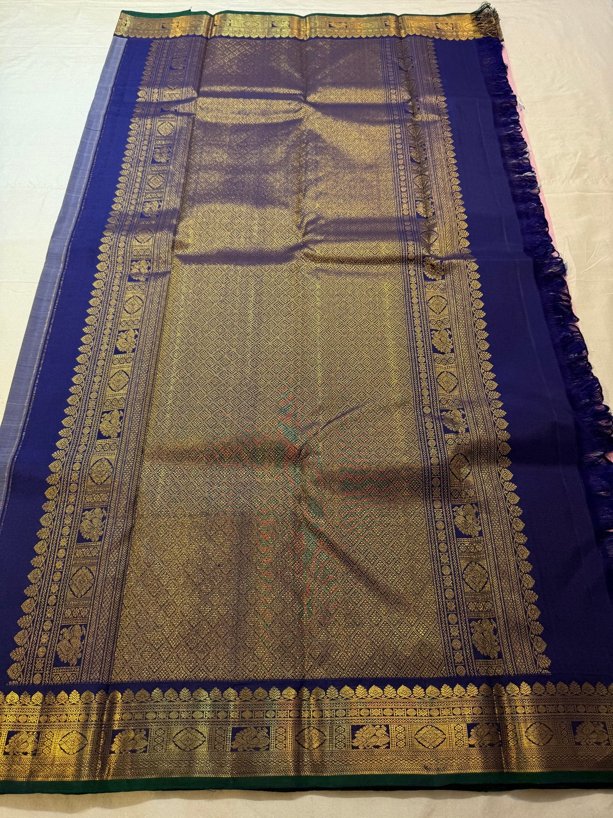 Pink zari butta Korvai Kanchipuram silk saree pallu