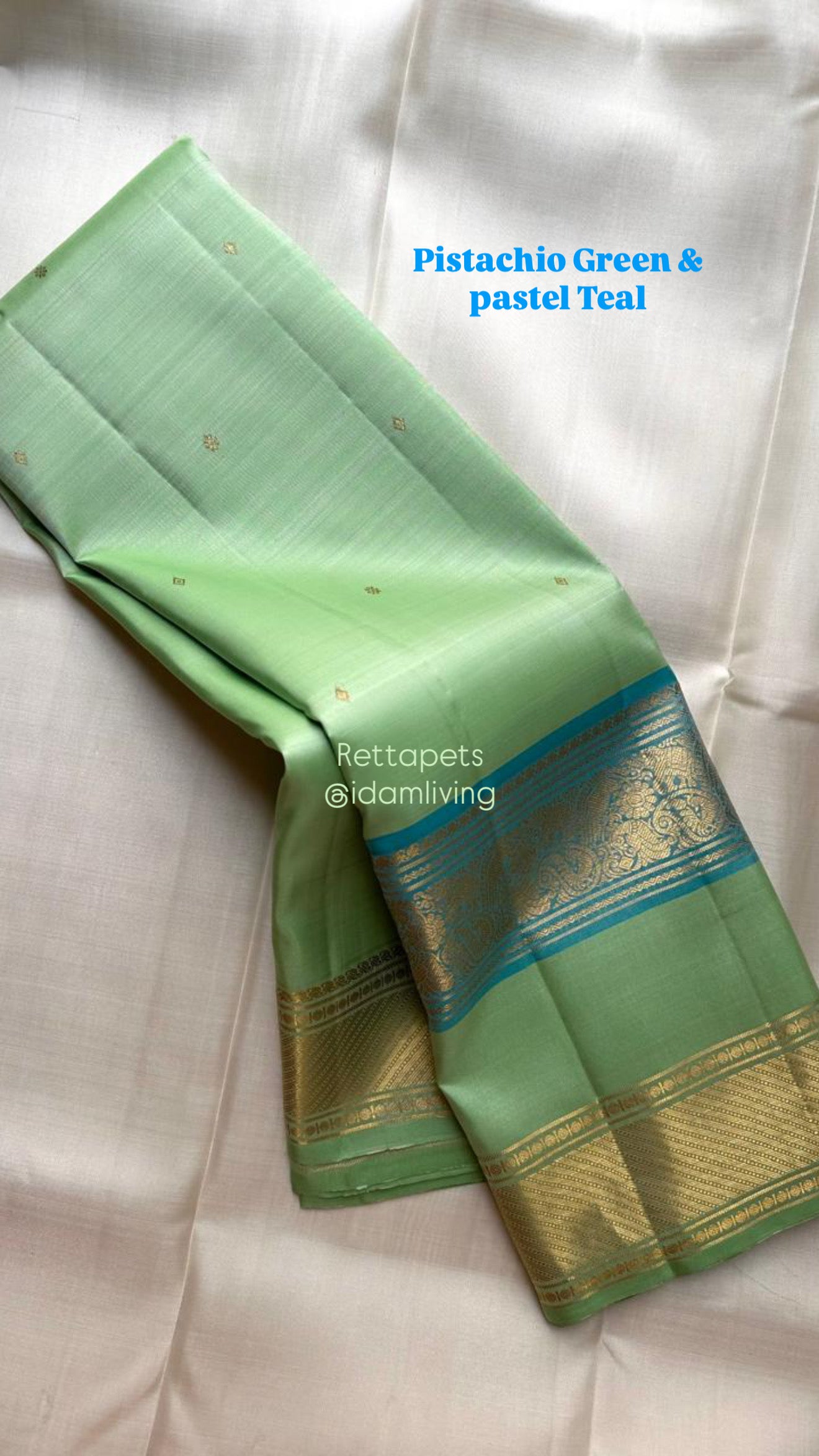 Pistachio Green Handwoven Pure Silk Kanjipuram Saree with Rettapet Twin Border Weave