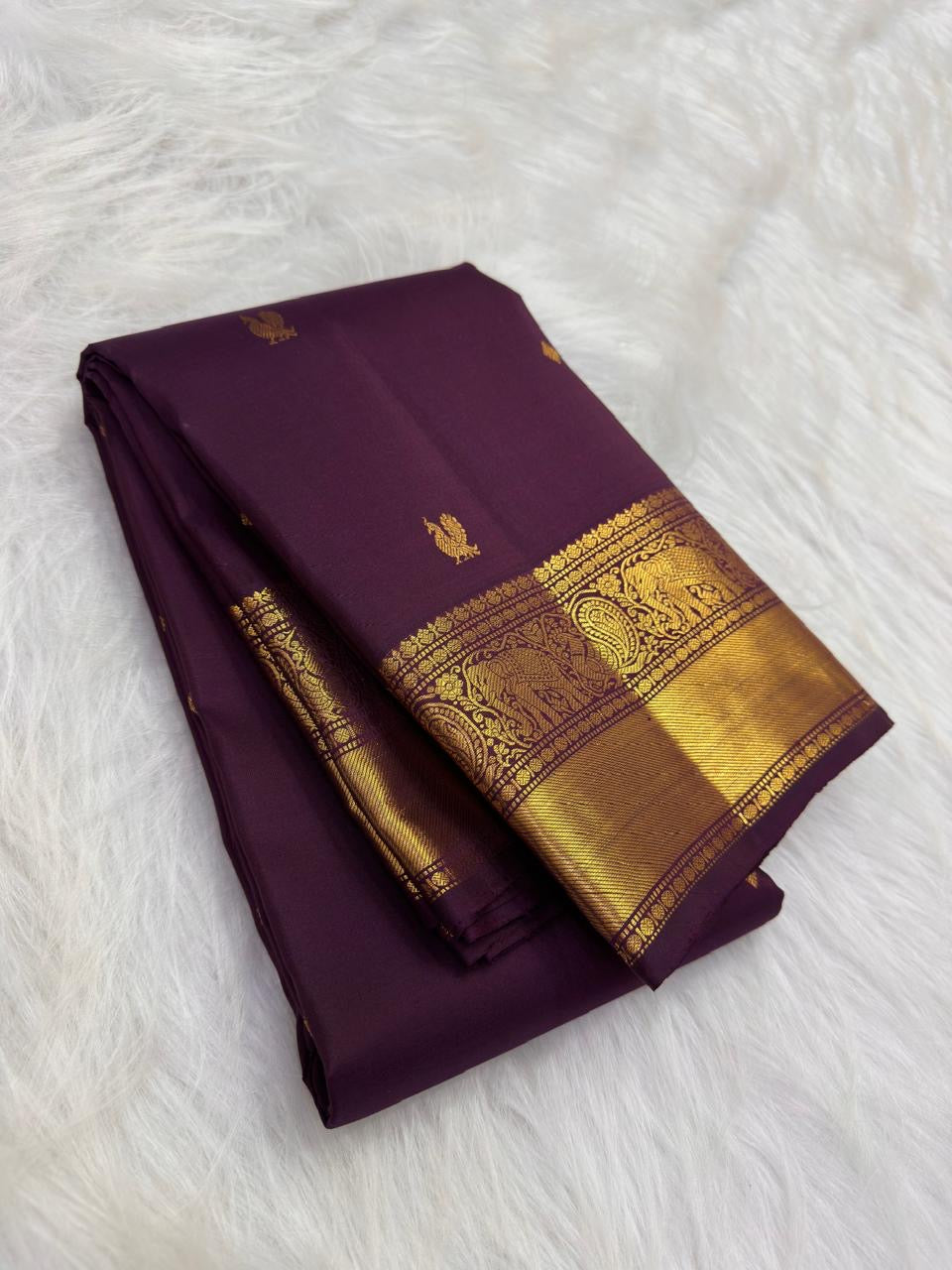 Naval Pazham plum pure silk Kanchipuram Butta saree, view 2