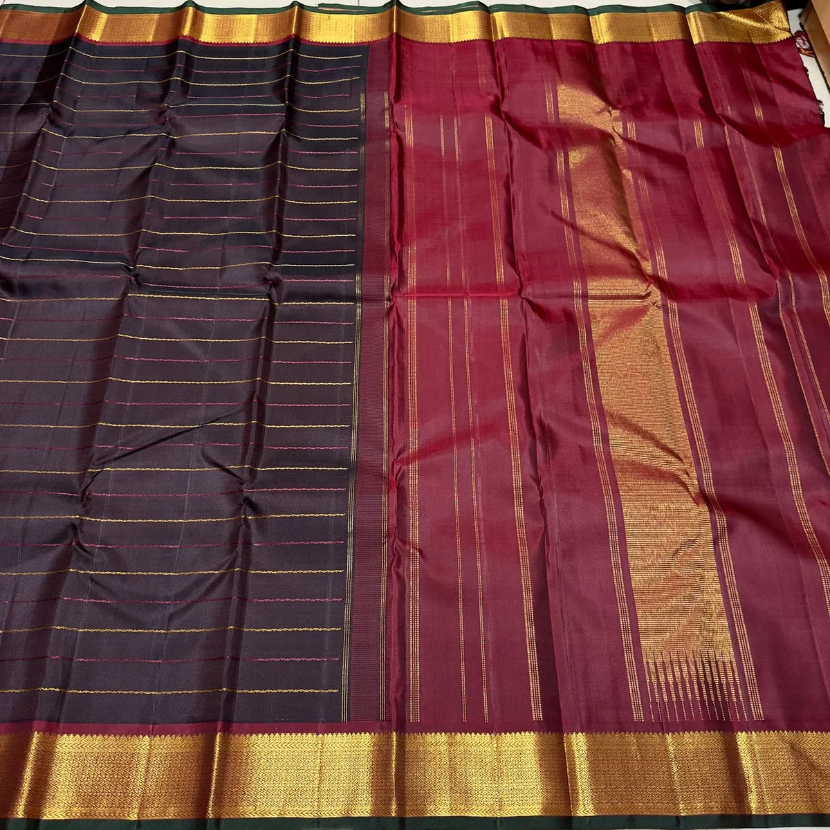 Zari and weave detail of the Coffee Brown Handwoven Pure 2G Jari Kanjivaram Saree with Neli Veldhari Body and Maroonish Brown Borders.