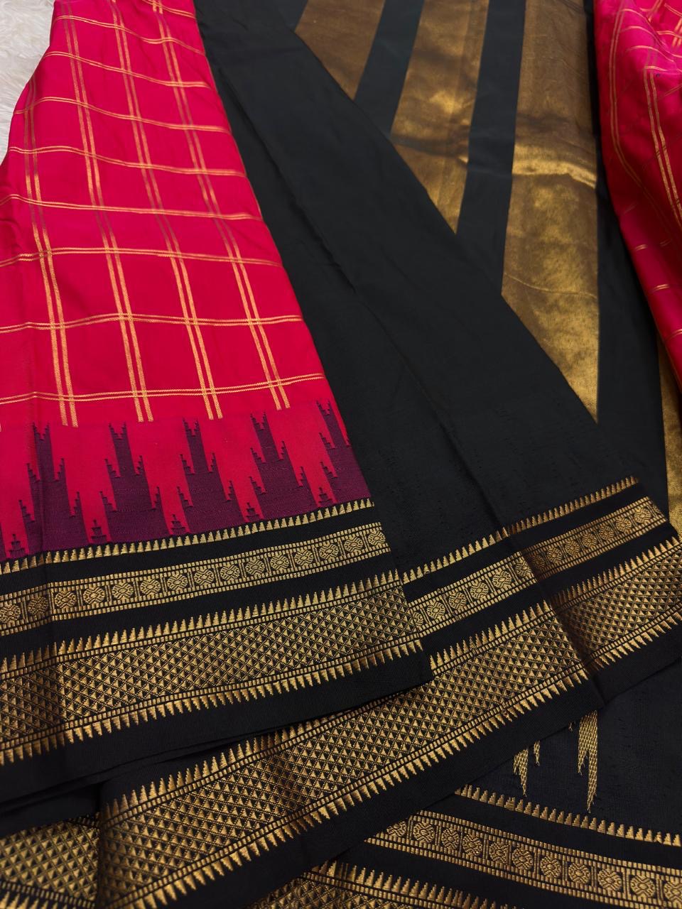 Handwoven Arani pattu saree with Thazampoo Reku woven border