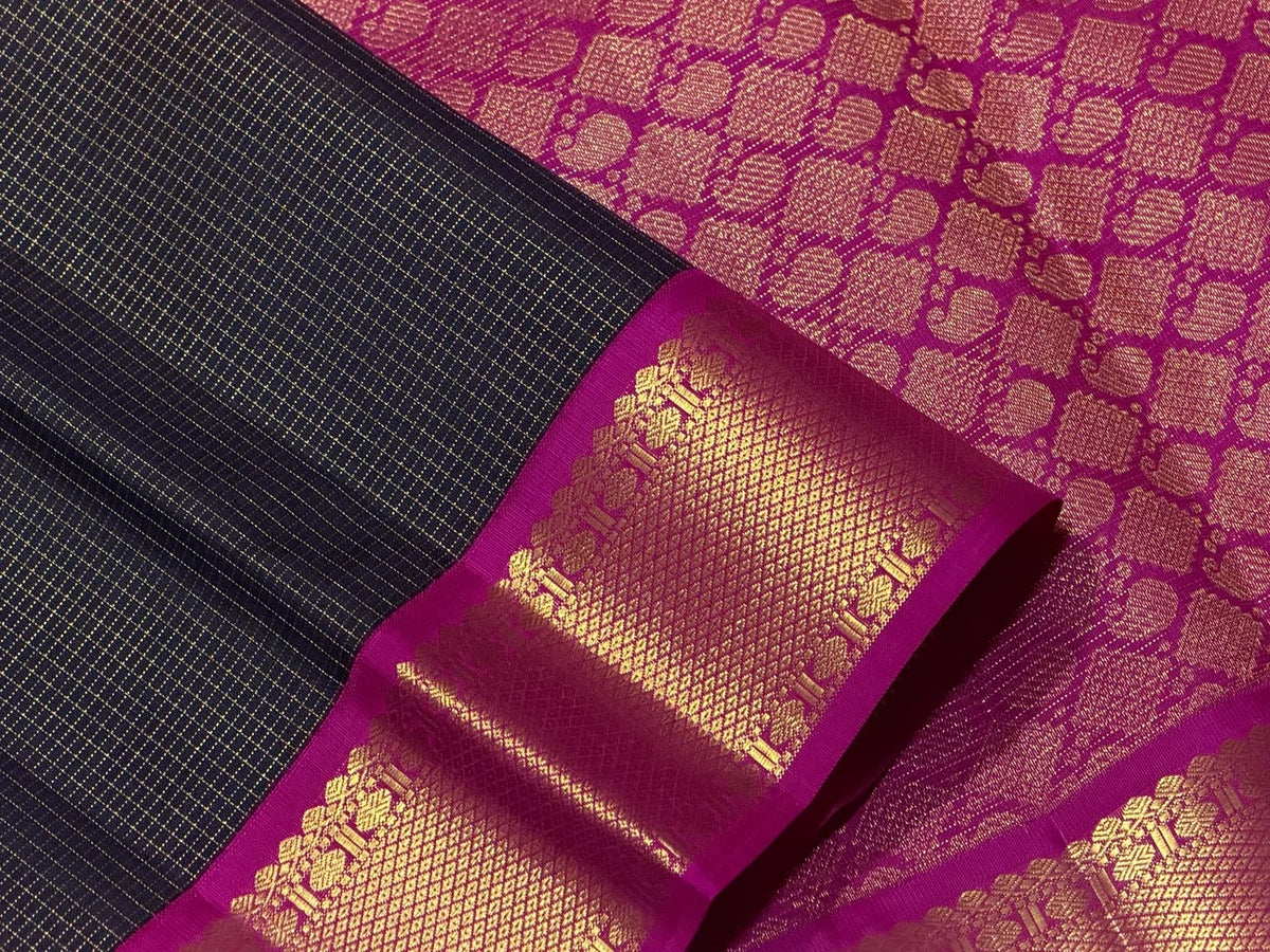 Zari and weave detail of the Kanchana Black Handwoven Pure Jari Korvai Kanjivaram Saree with Vairaoosi Kattam Body and Pink Borders.