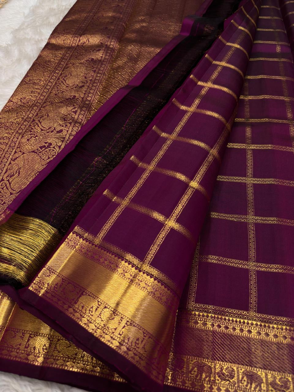 Royal Purple Handwoven Pure Silk Kanchipuram Saree with Zari Kattam Border