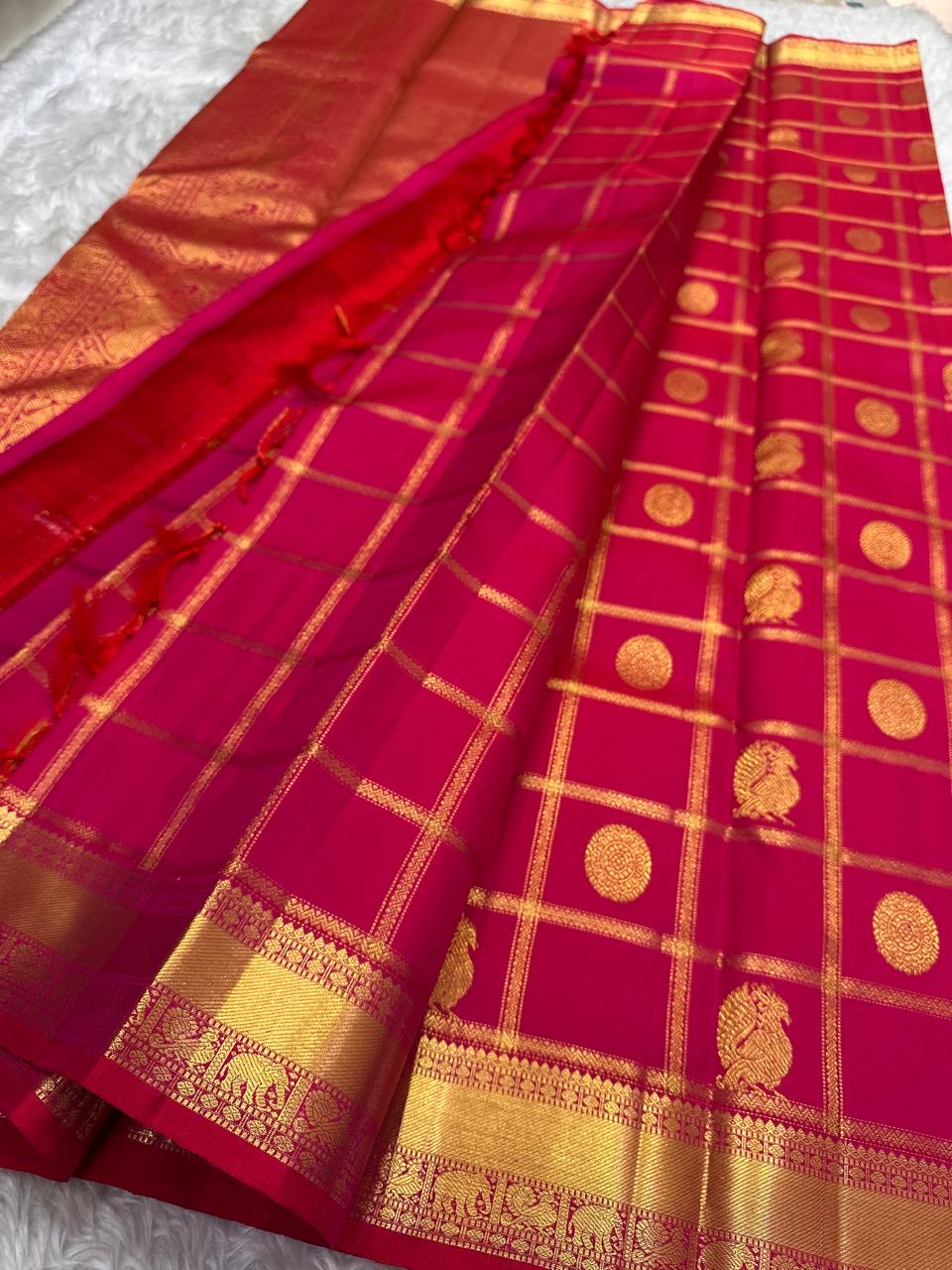 Vermilion Red Handwoven Pure Silk Kanchipuram Saree with Zari Kattam Border