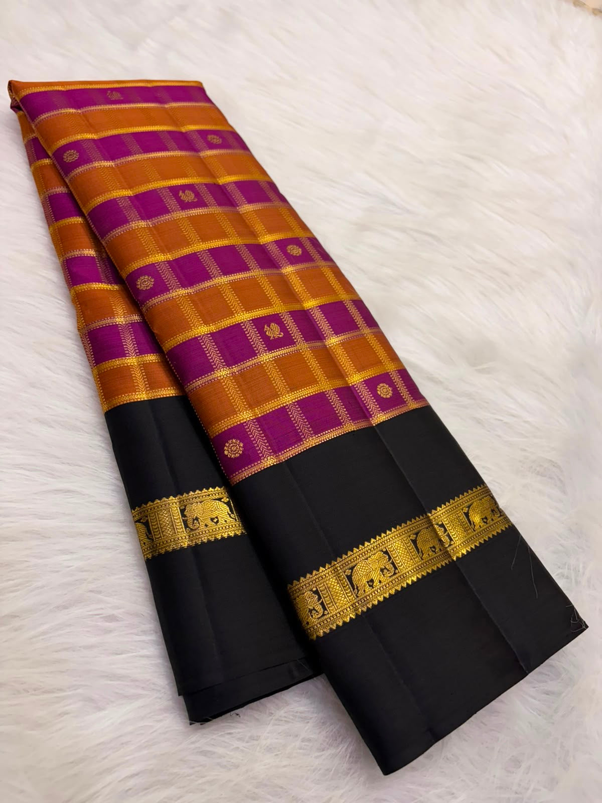 Raspberry pink and rust orange Kancheepuram Zari Kattam saree — black border detail