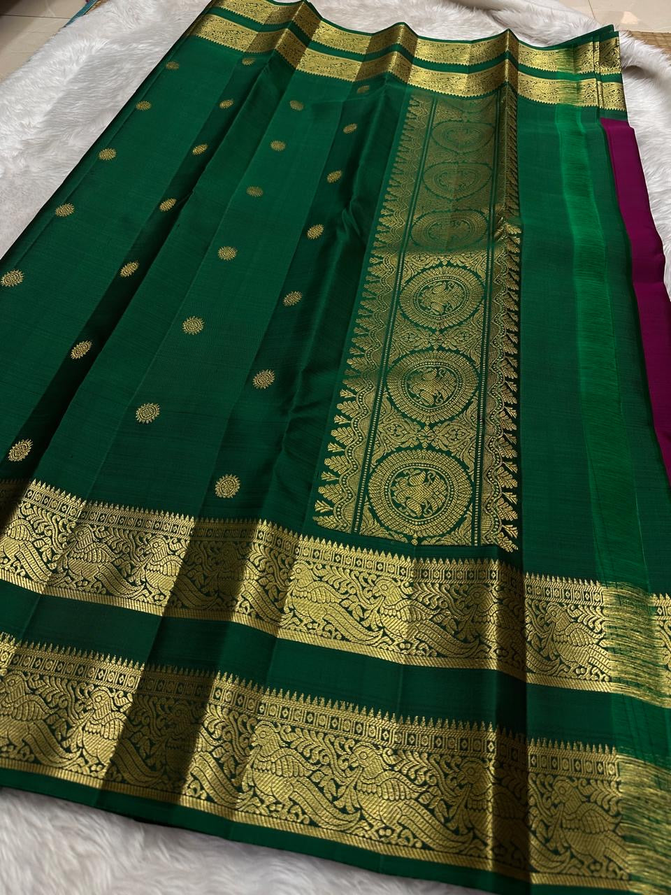 Pure Kanjivaram silk saree bright berry pink body with bottle green rettapet border Idam Living