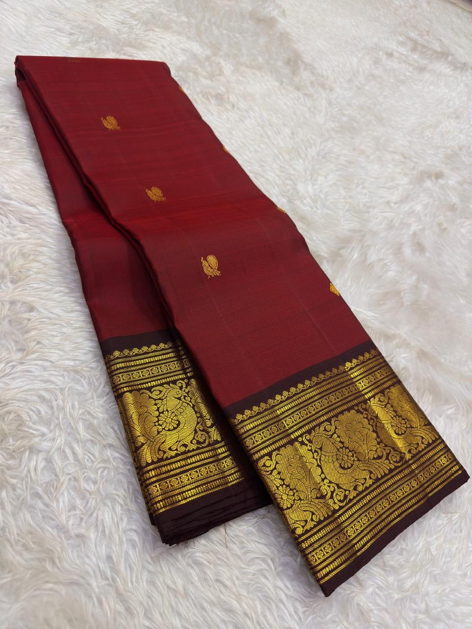 Burnt Copper Handwoven Pure Silk Kanchipuram Saree with Deep Aubergine Korvai Zari Border