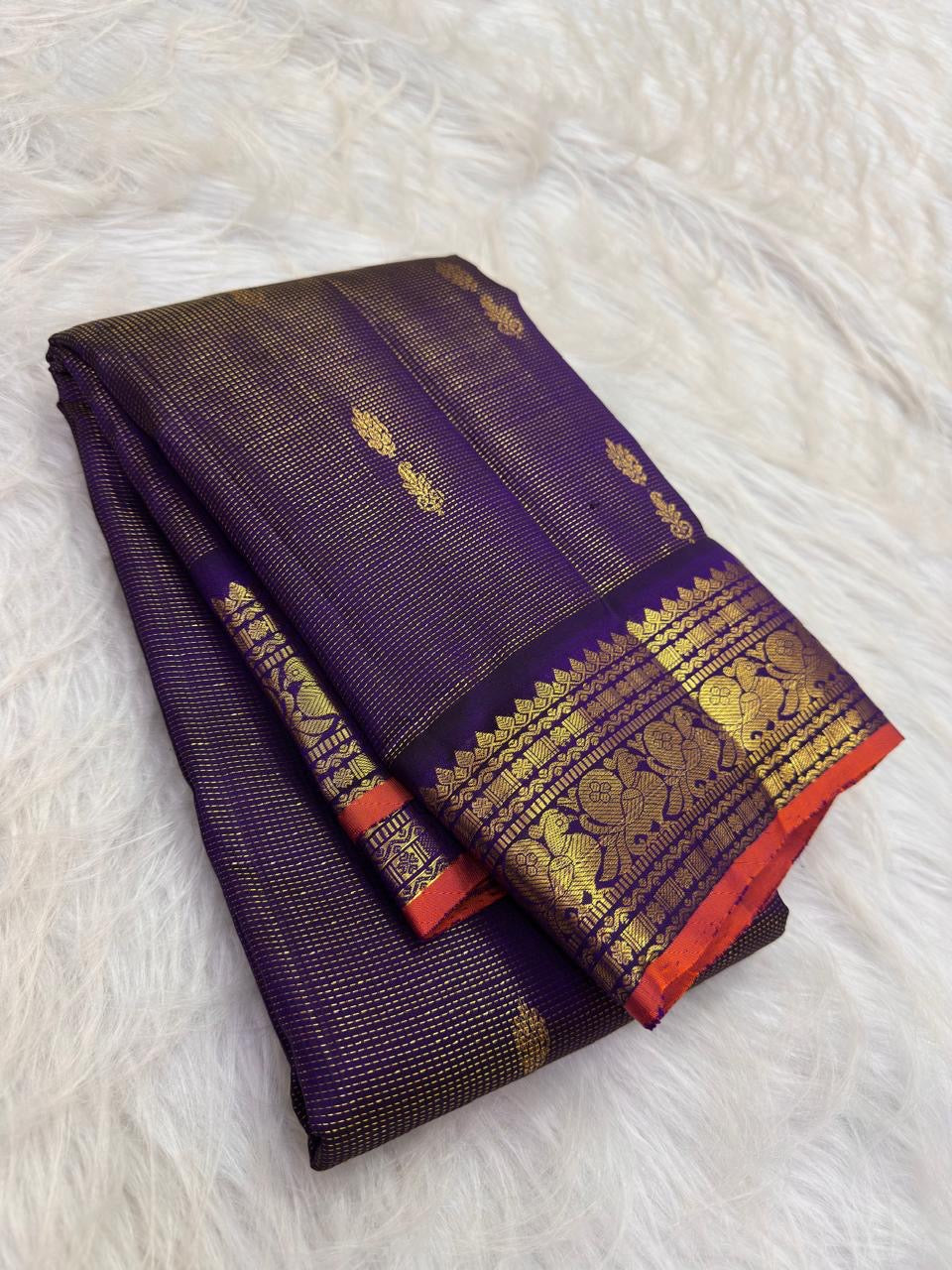 Deep Purple Handwoven Pure Silk Kanjeevaram Oosi Zari Kattam Saree with Classic Gold Zari Border