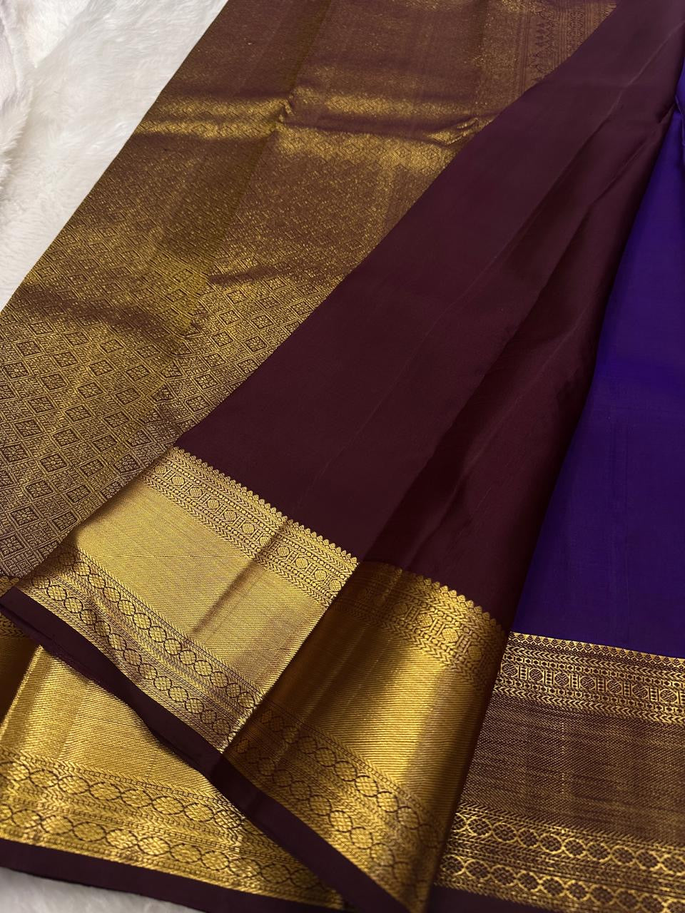 Purple Handwoven Pure Silk Kanchipuram Saree with Mayil Chakram Butta
