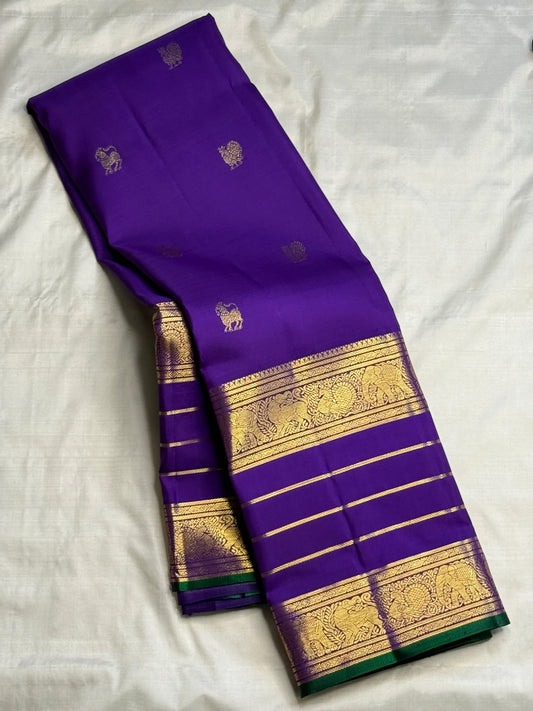 Royal Purple Handwoven Pure Silk Kanjeevaram Varisaipet Saree with Green Selvedge and Gold Zari