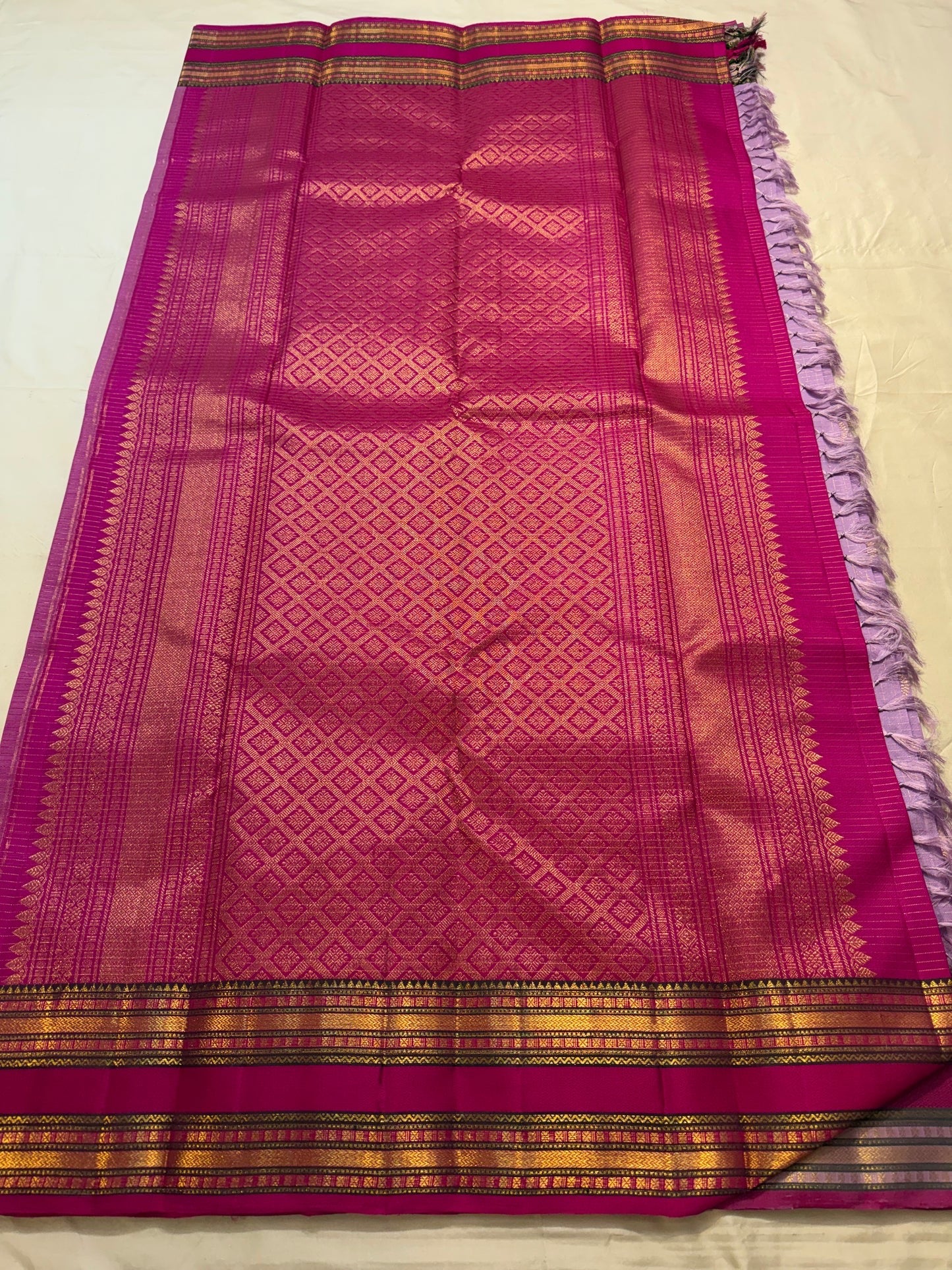 Zari kattam gold zari grid on radiant lavender Kanjeevaram pure silk saree body — Idam Living