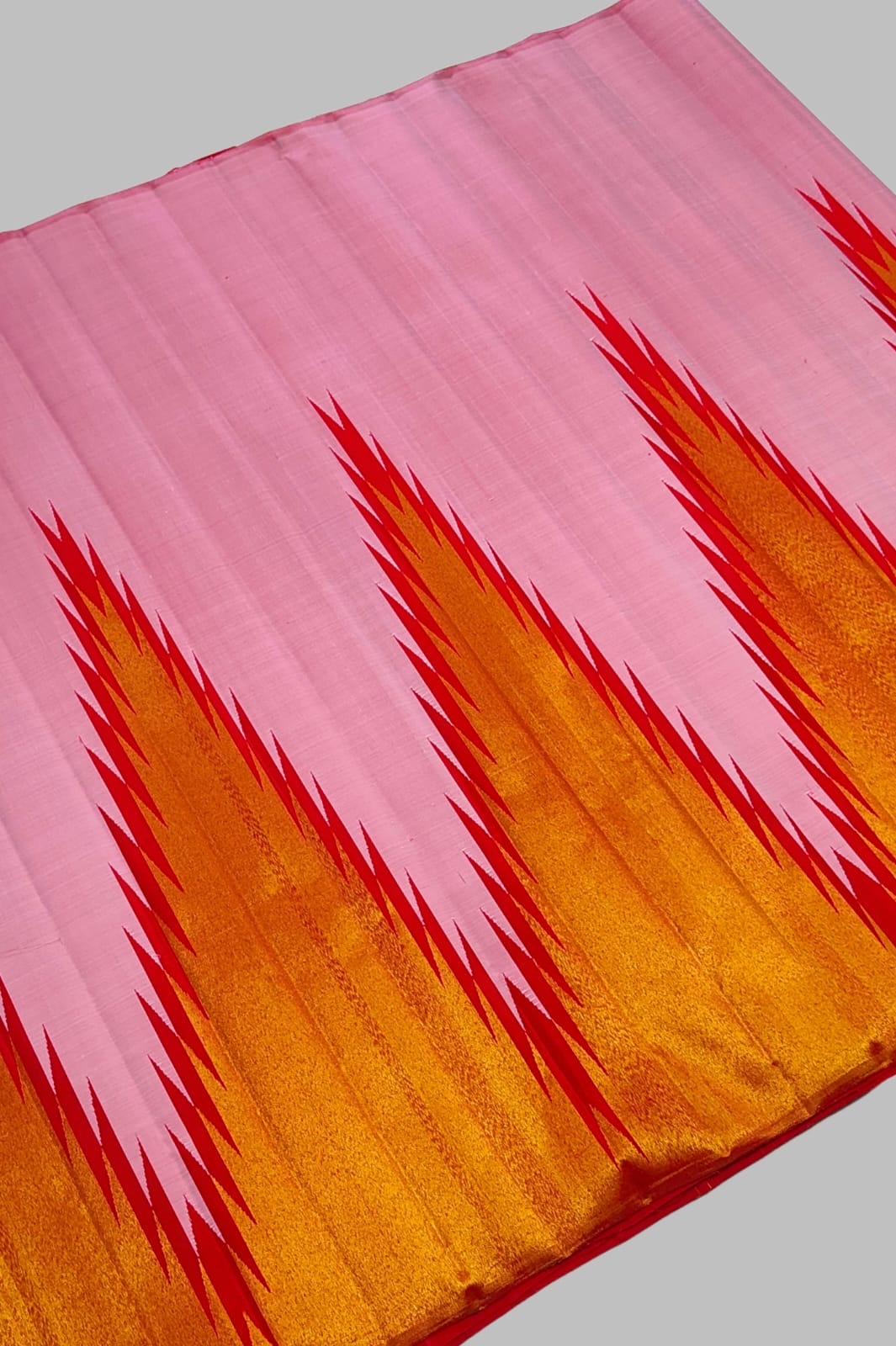 Radiant pink pure silk Kancheepuram saree with ettukol border on banana leaf — Idam Living
