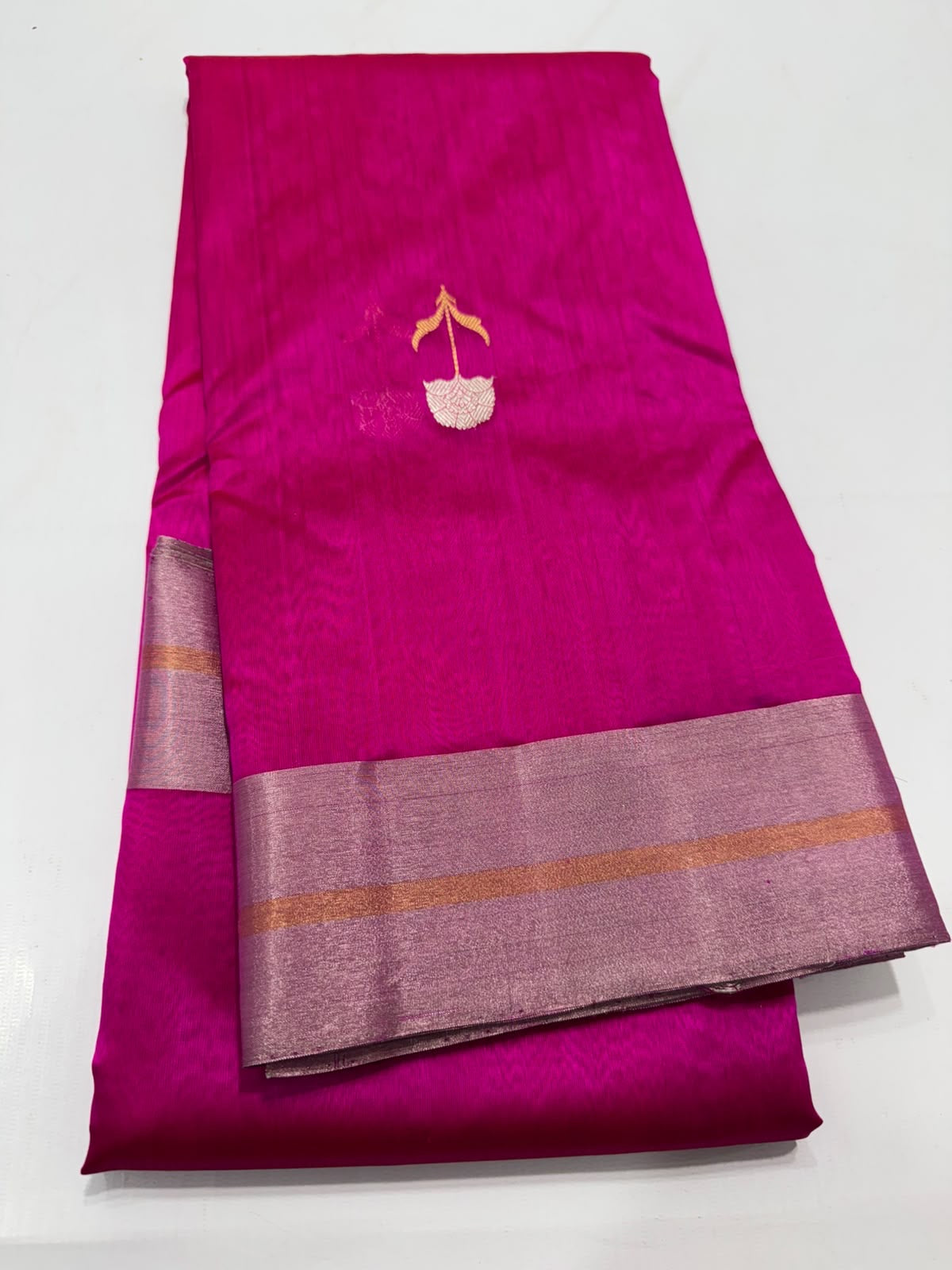 Rani Pink Chanderi Pattu Silk saree with pale-silver border