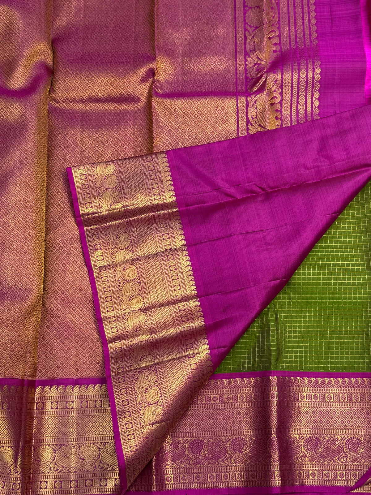 Rani pink Kanchipuram border with gold zari peacock motifs