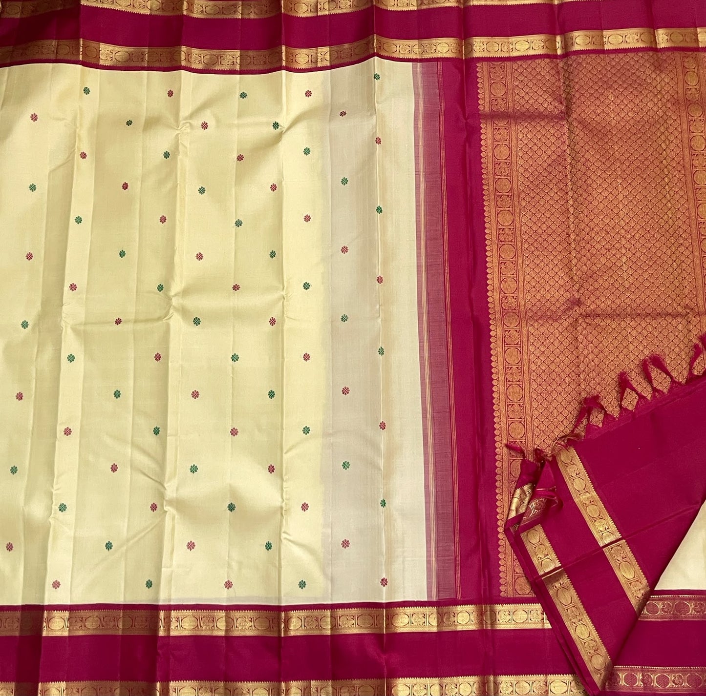 Butter Cream Ivory Handwoven Pure Silk Kancheepuram Rettapet Saree with Raspberry Magenta Zari Border