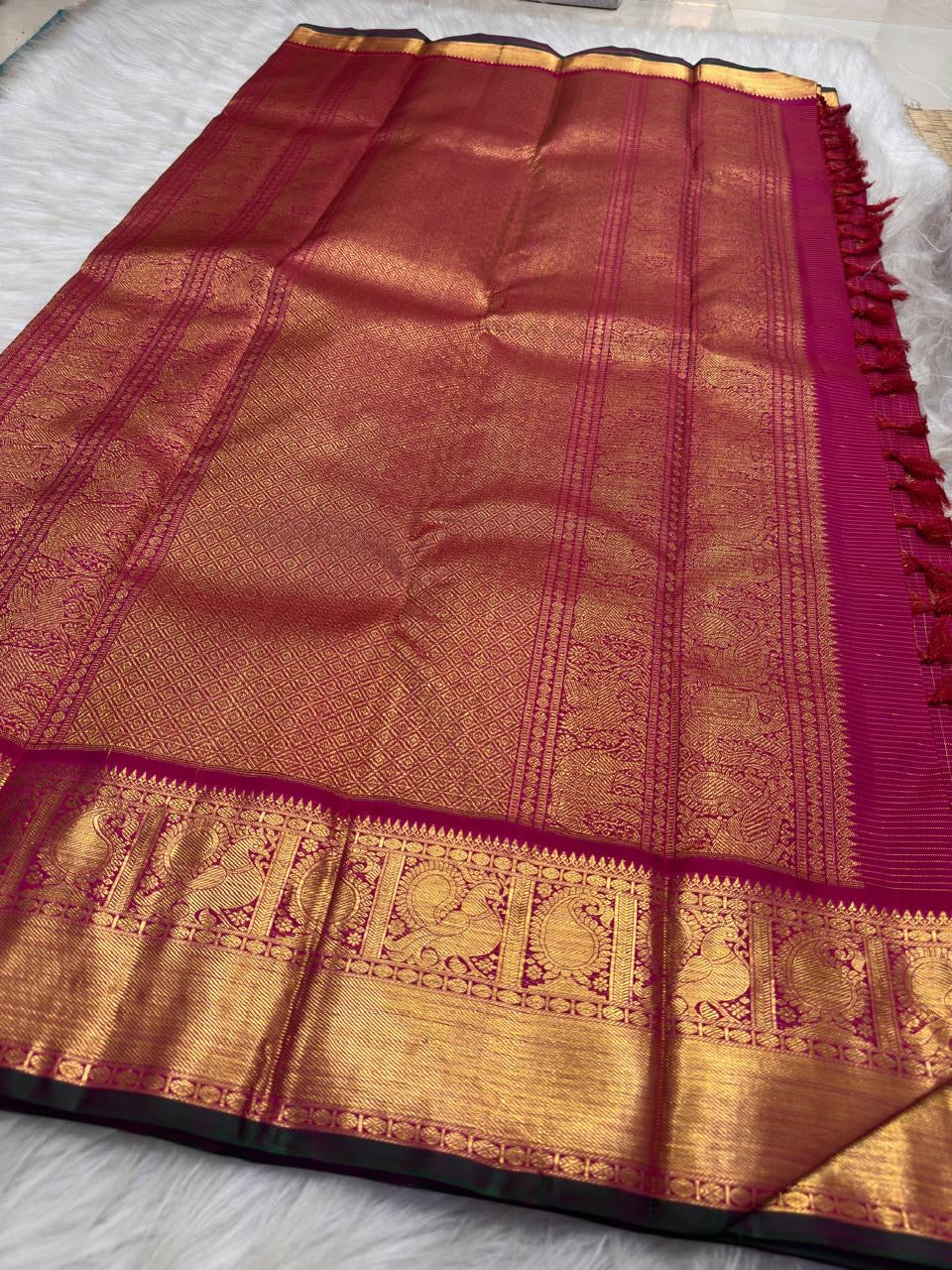 Raspberry pink pure silk Kanchipuram zari kattam saree, view 4