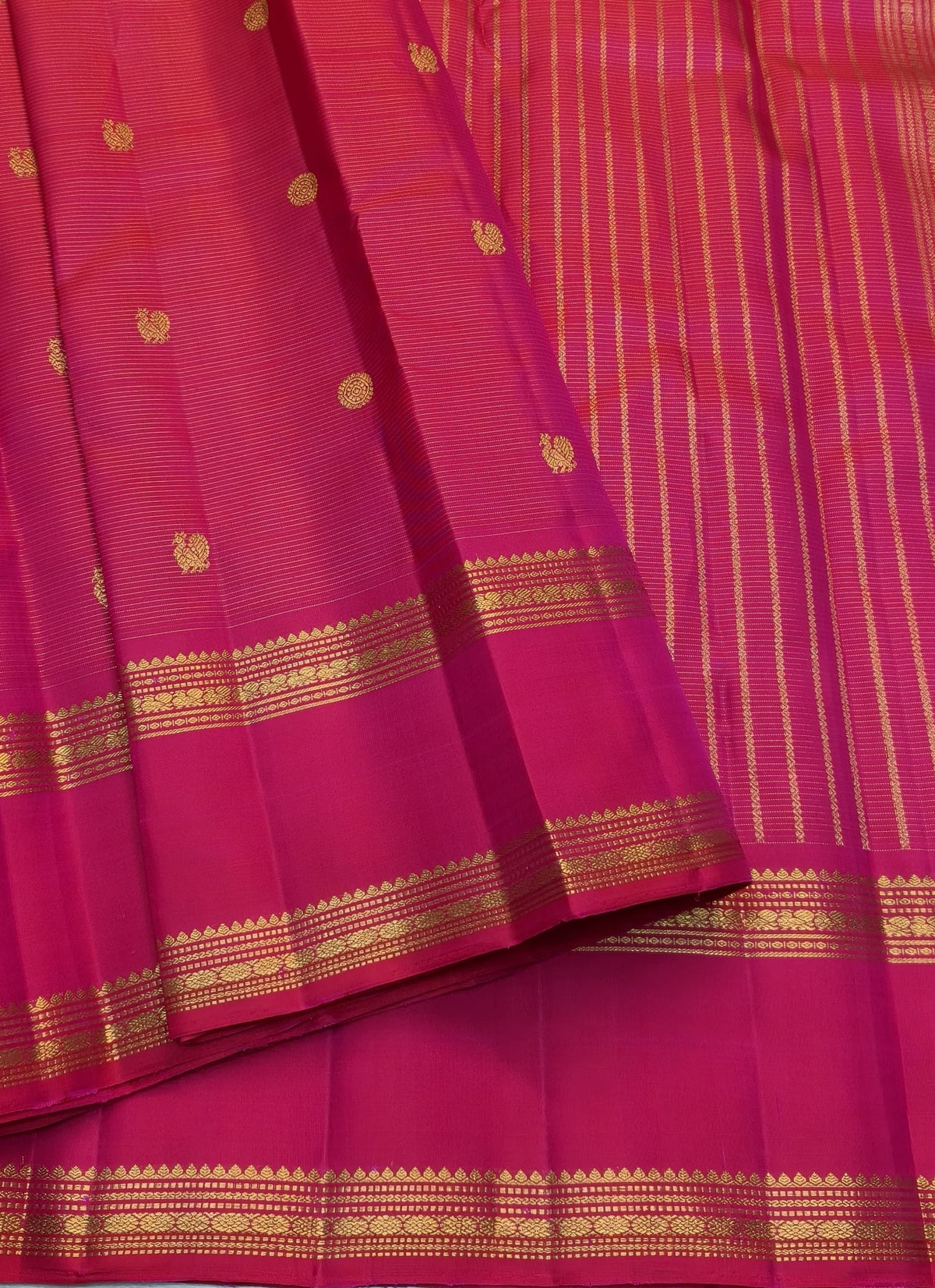 Raspberry Pink Pure Silk Kanchipuram Vairaoosi saree with Vermilion Red radiance