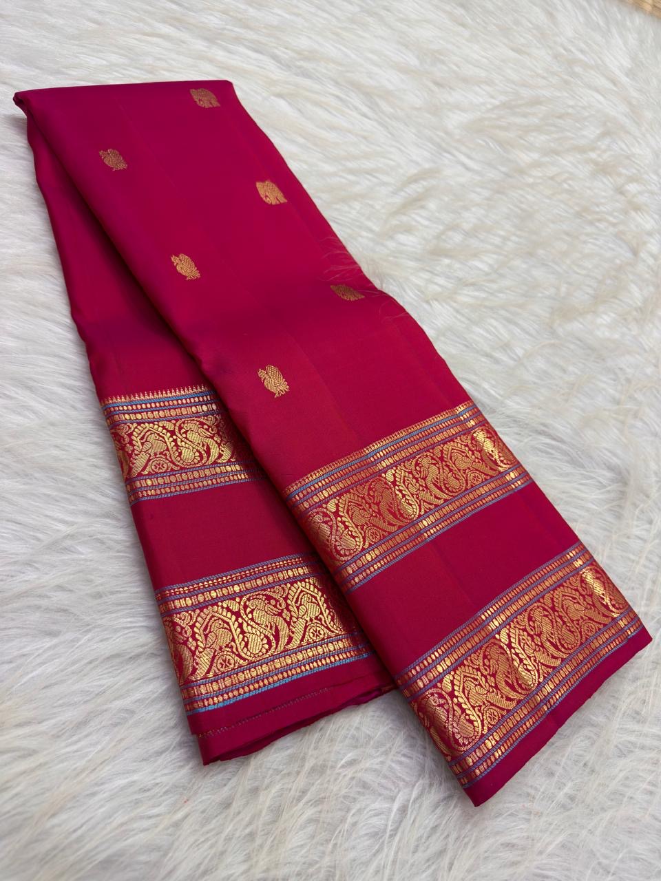 Pomegranate Pink Pure Silk Kanchipuram Rettapet saree with Mayil zari border
