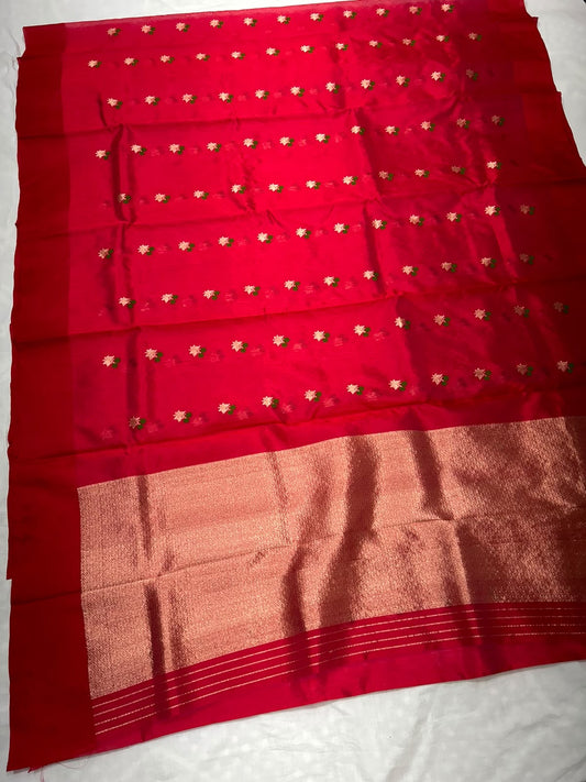 Raspberry-red Chanderi handloom saree from Idam Living