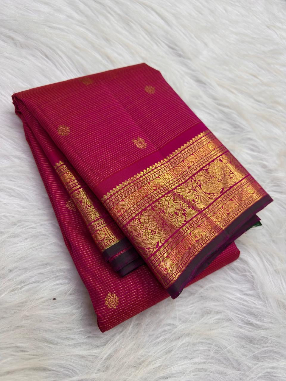 Raspberry Pink pure silk Kanjipuram saree — vairaoosi, full drape