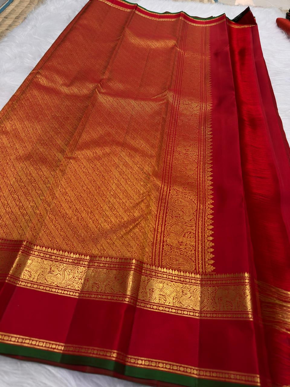 Red and Green Handwoven Pure Silk Kancheepuram Saree with Zari Kattam Grid and Kamalam Butta
