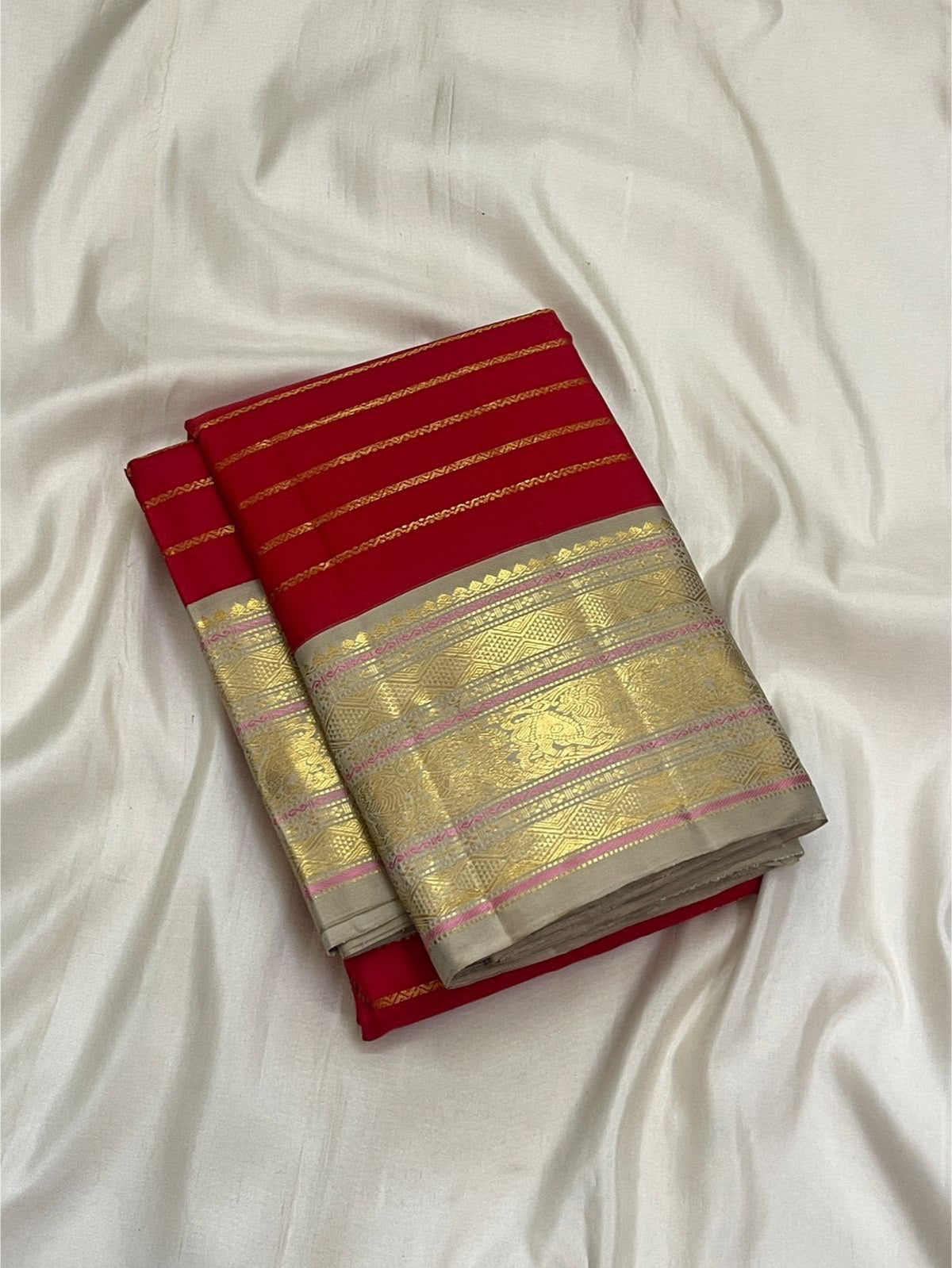 Red Varisaipet Kanjivaram silk saree Veldhari weave full view
