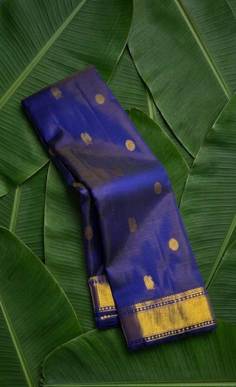 Royal blue handwoven Kanchipuram pure silk saree with vairaoosi weave and kamalam butta in gold zari — Idam Living