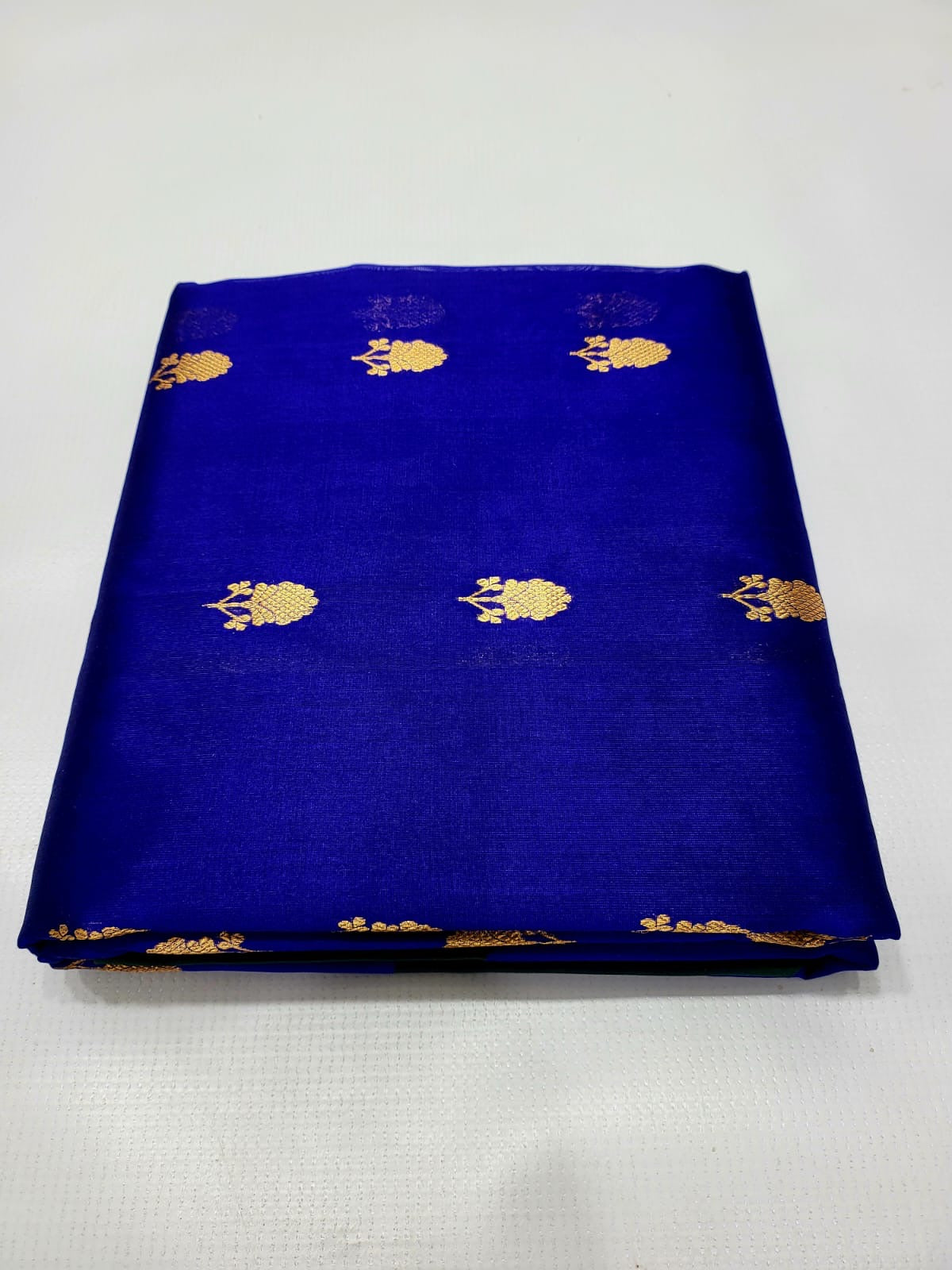 Bottle green border detail on royal blue Pattu Silk Chanderi saree
