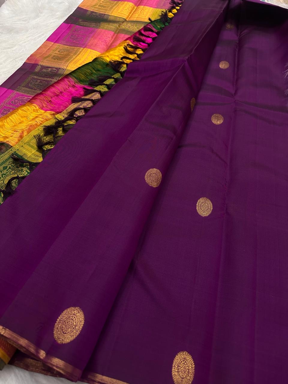 Royal Orchid Purple Kanchipuram silk saree, gold zari butta motif close-up — Idam Living