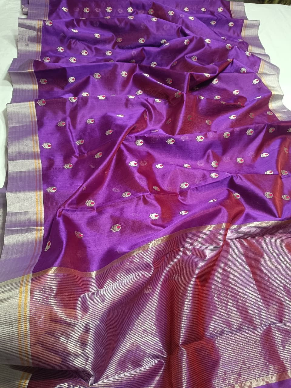 Royal Purple Chanderi silk saree pallu showing the coordinating metallic weave