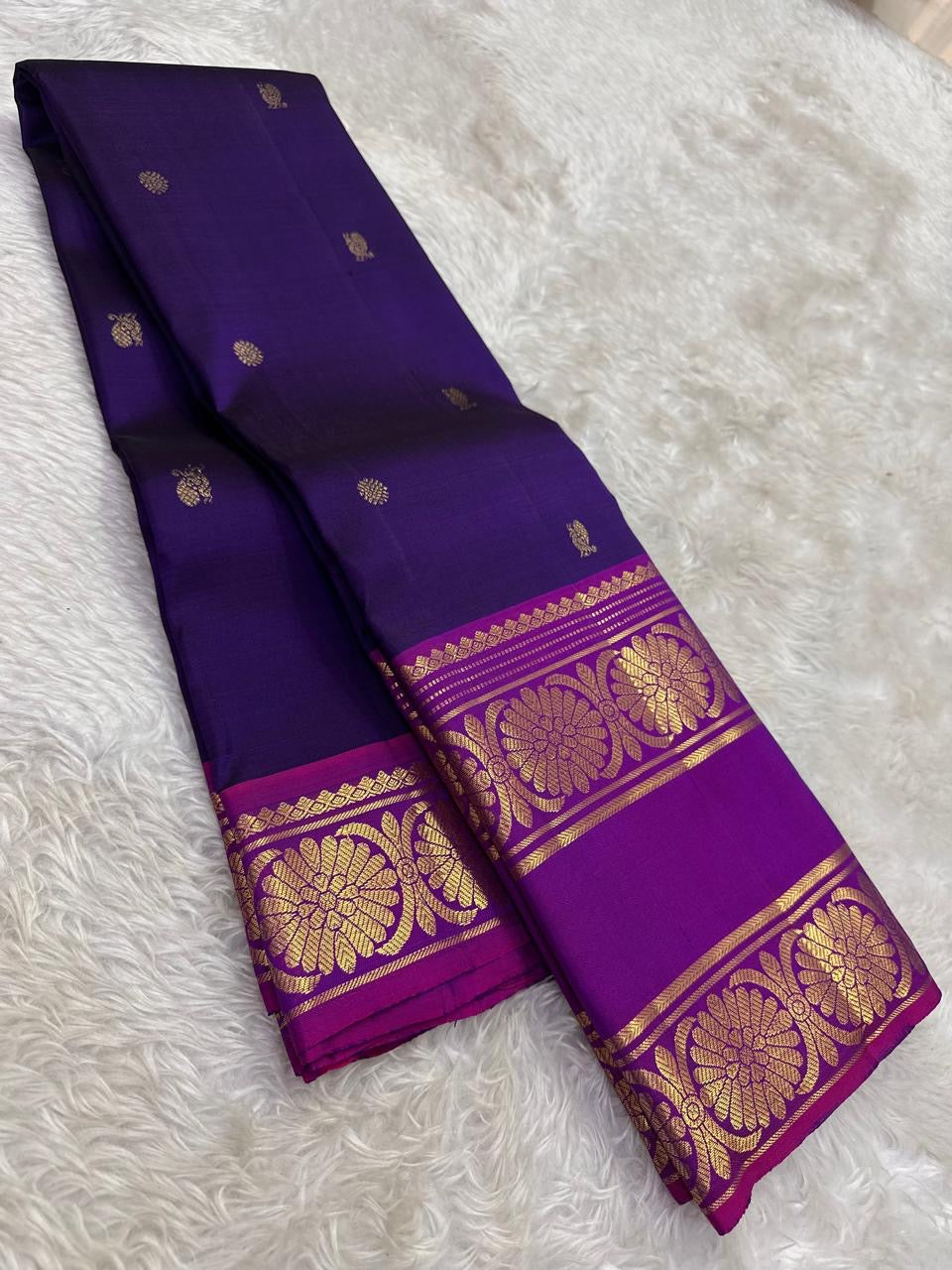 Royal purple and magenta Rettapet Kanchipuram silk saree – full overview