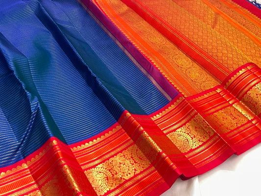 Royal Sapphire Blue Pure Silk Kanjeevaram Vairaoosi Saree - border close-up