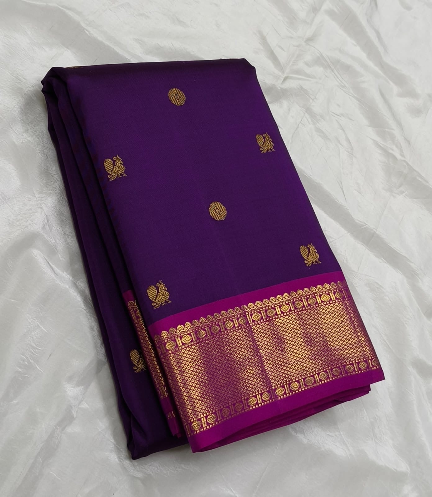 Royal Plum purple Kanchipuram Silk Saree with Mayil Chakram Butta