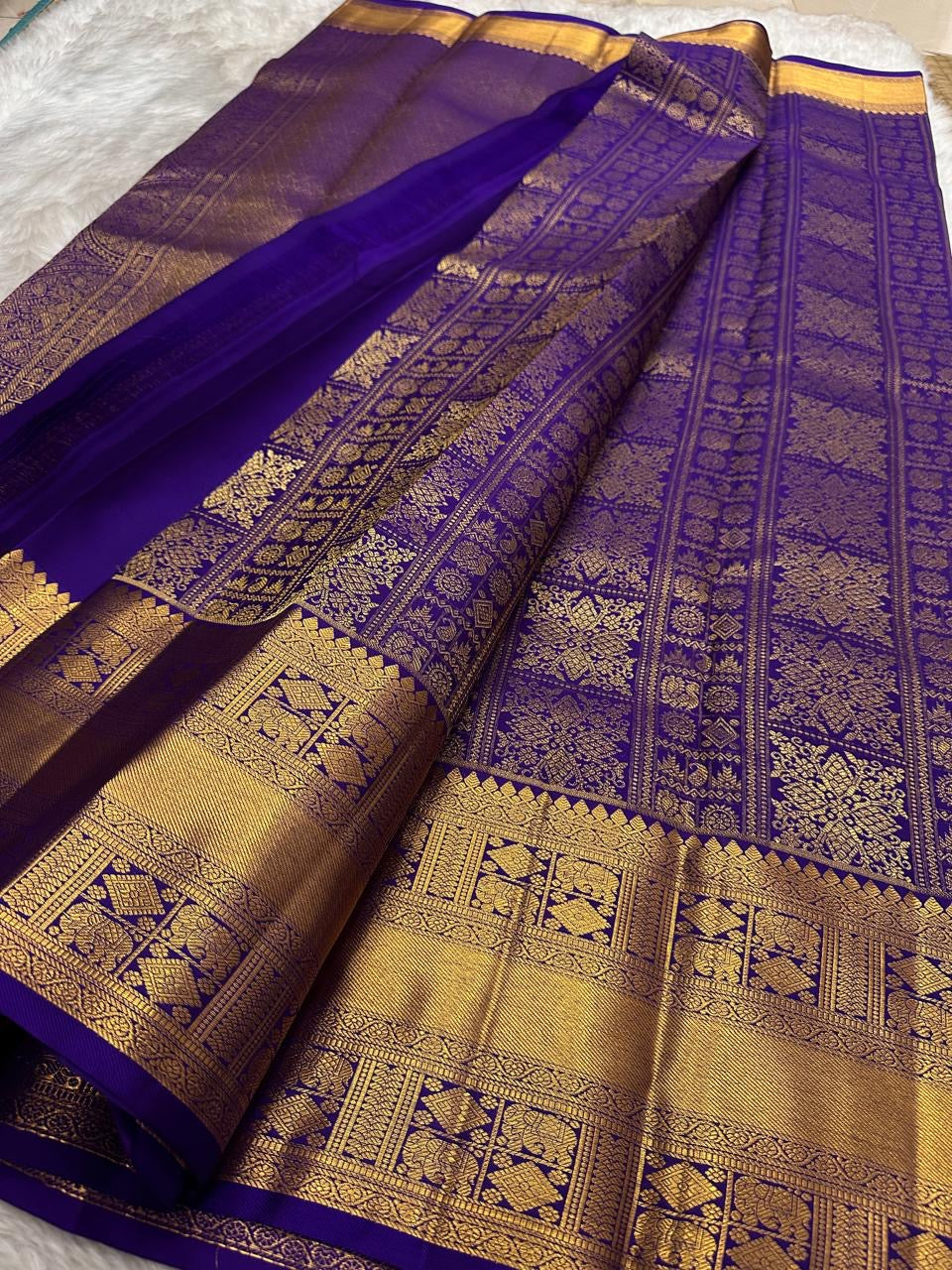Royal violet kanchipuram silk gold zari brocade – Idam Living Pure Silk Kanchipuram saree