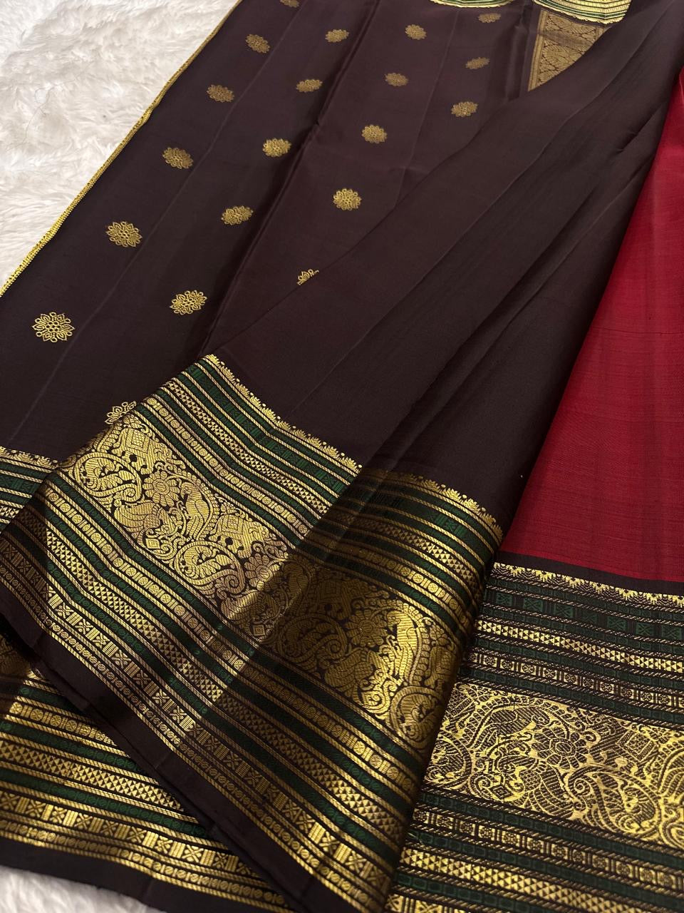 Ruby red handwoven Korvai Kanjeevaram pure silk saree, Silk Mark certified, Kunnam village