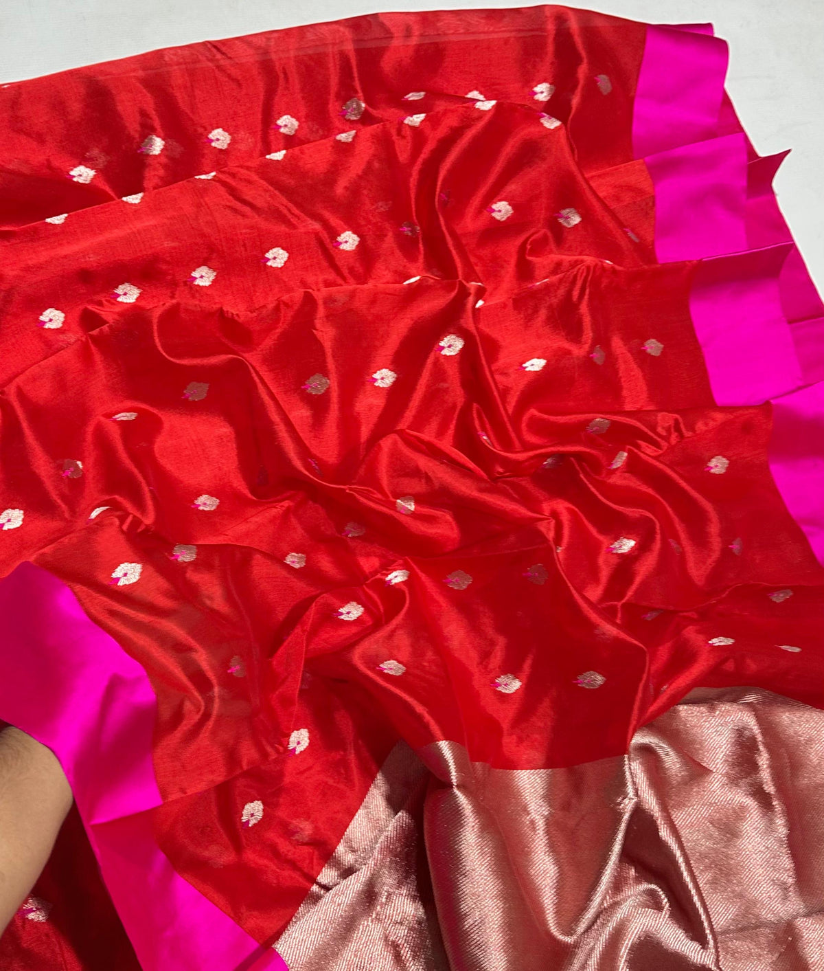Scarlet red Pattu Silk Chanderi handloom saree with vivid rani pink border