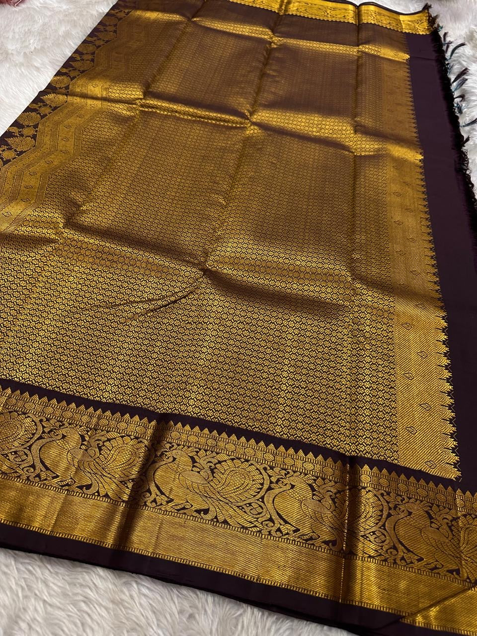 Kanchipattu silk saree in sky blue with cocoa brown border Kanchi Kattam Korvai weave traditional zari detail