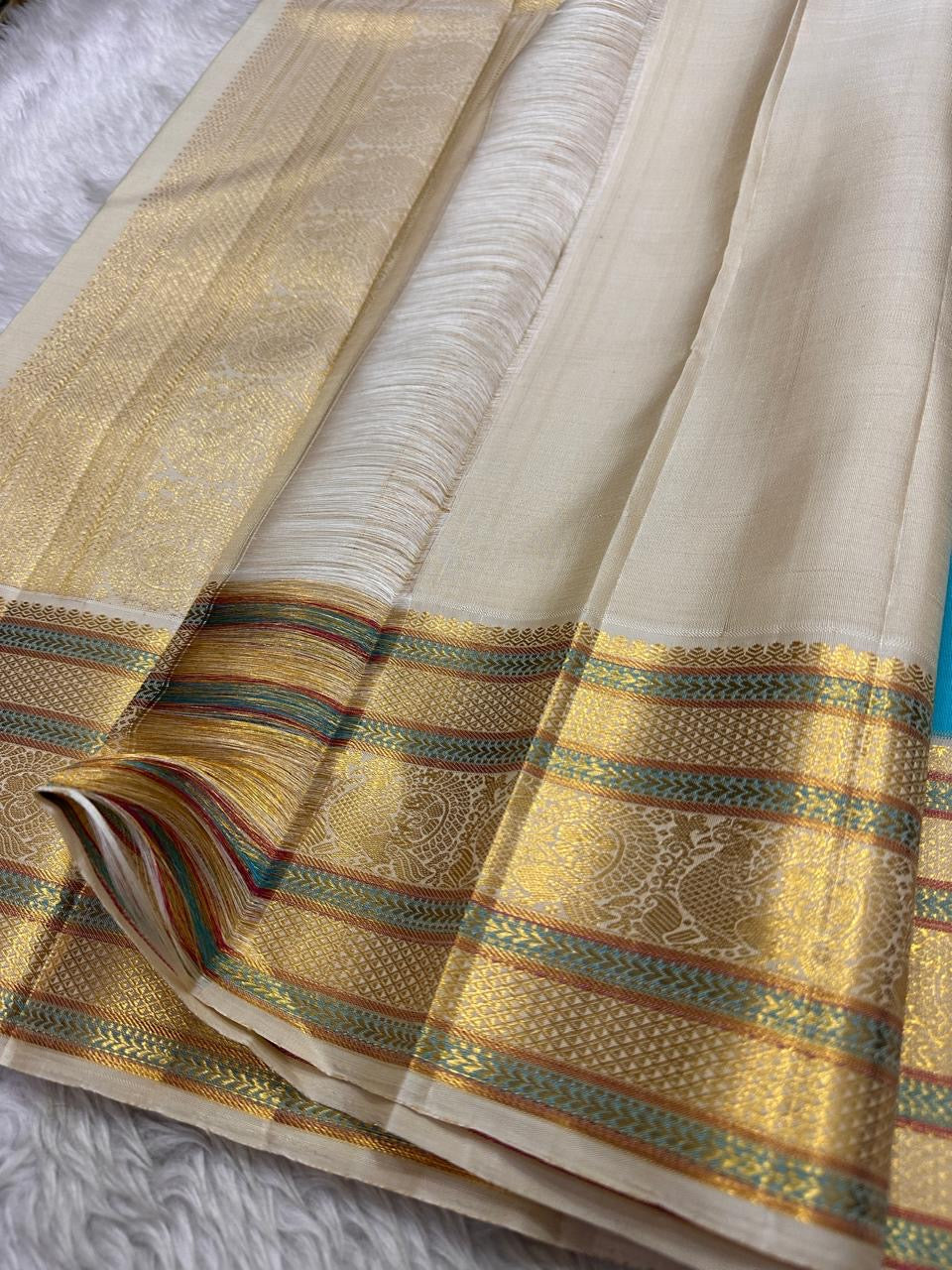 Sky Blue and Gold Handwoven Pure Silk Kanjeevaram Saree with Sonarupa Vairaoosi Oosivaanam Stripes