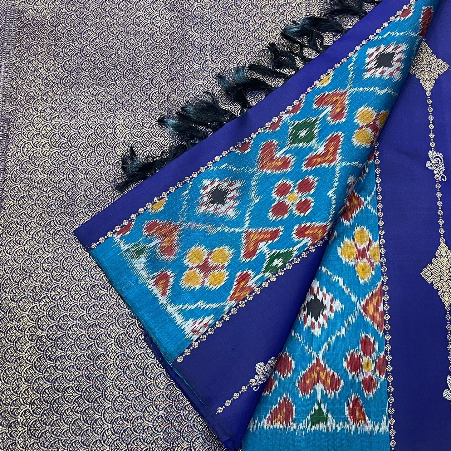 Sky blue Kanjipuram pure silk saree with Pochampally ikat fusion borderless construction — Idam Living