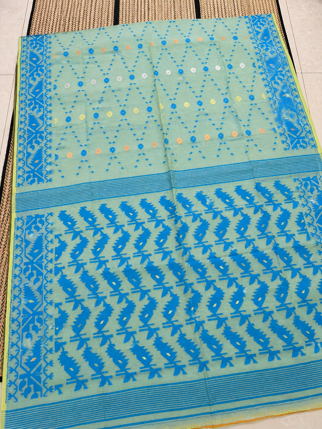 ALT 2	Soft color Jamdani saree for spring with lightweight weave and subtle traditional patterns
