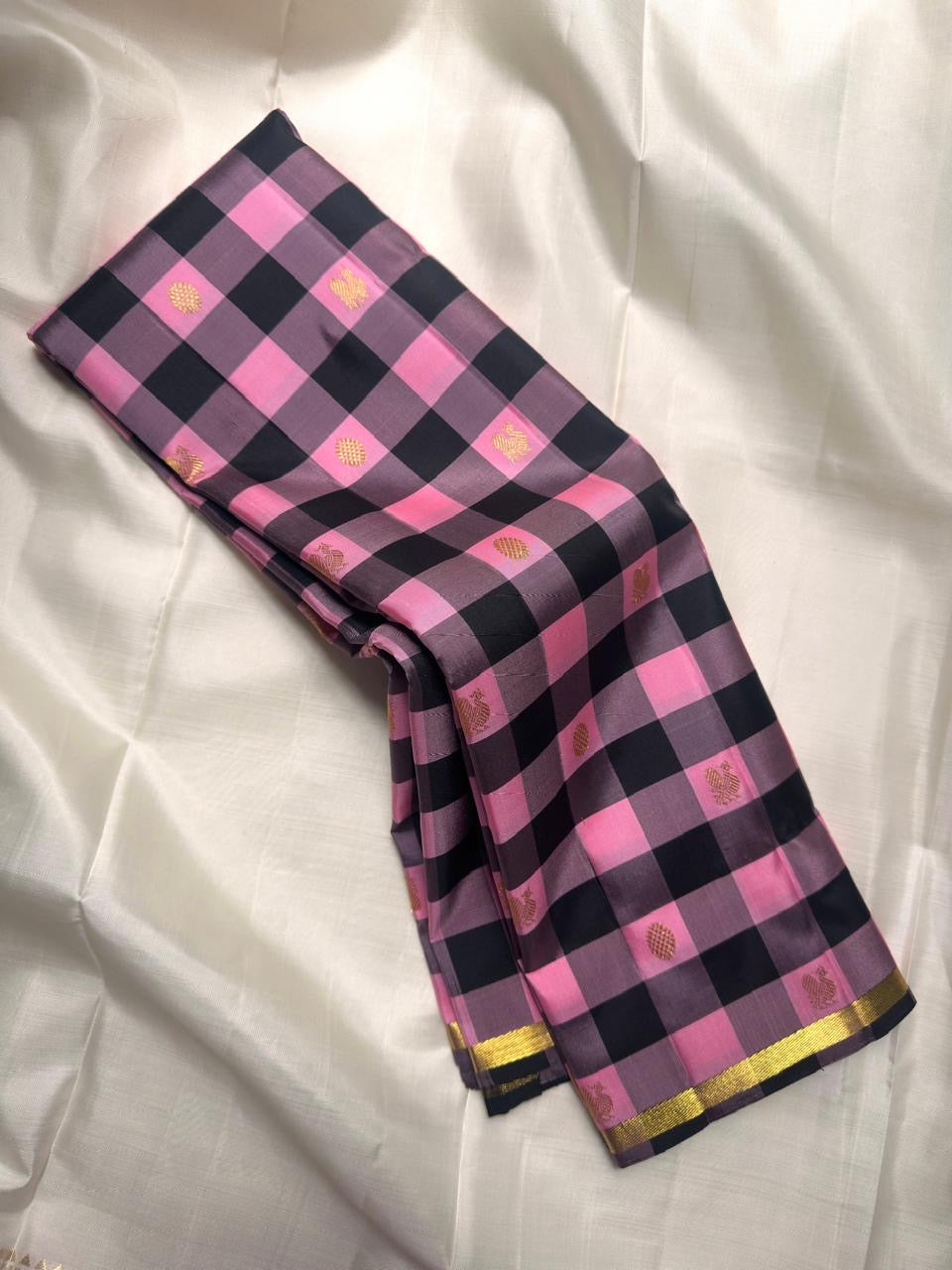 Soft Rose Pink and Black Pure Silk Kanchipuram Kanchi Kattam saree
